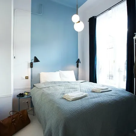 Luxurious Jungle Suite, Charming, Super Central Apartamento Budapest